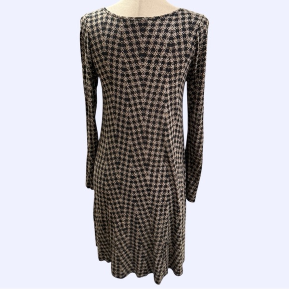 ELLE LAURI | Long Sleeve Houndstooth Pattern Dress Large - Picture 2 of 4